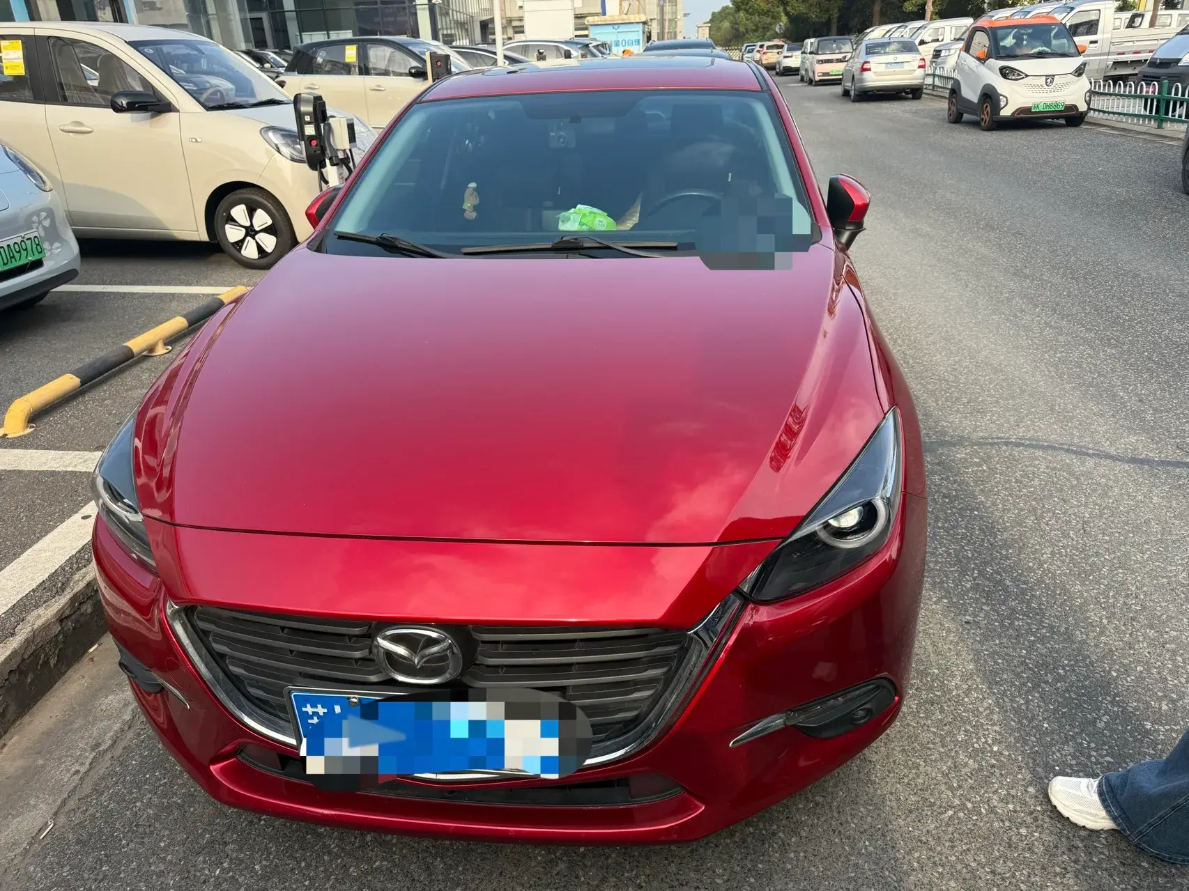 2017 MAZDA 3 thumbnail 2