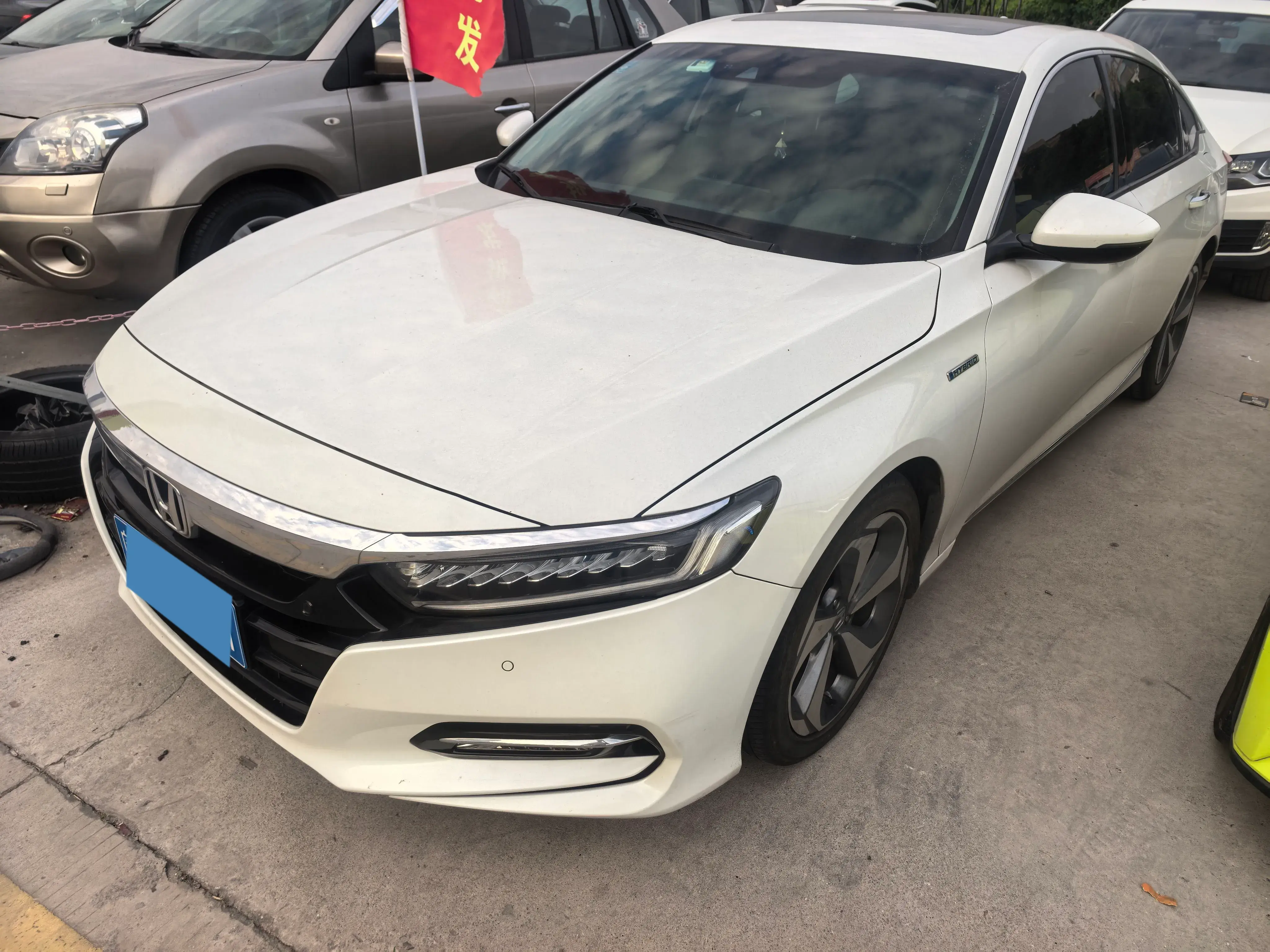 2018 HONDA ACCORD view 1