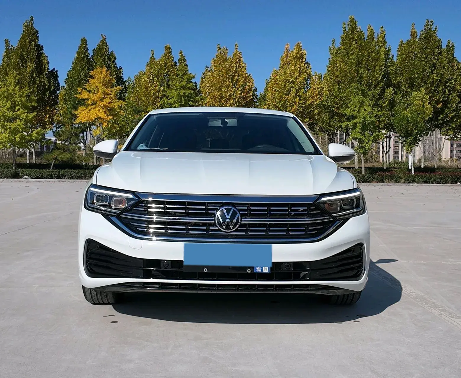 2022 VOLKSWAGEN SAGITAR thumbnail 2