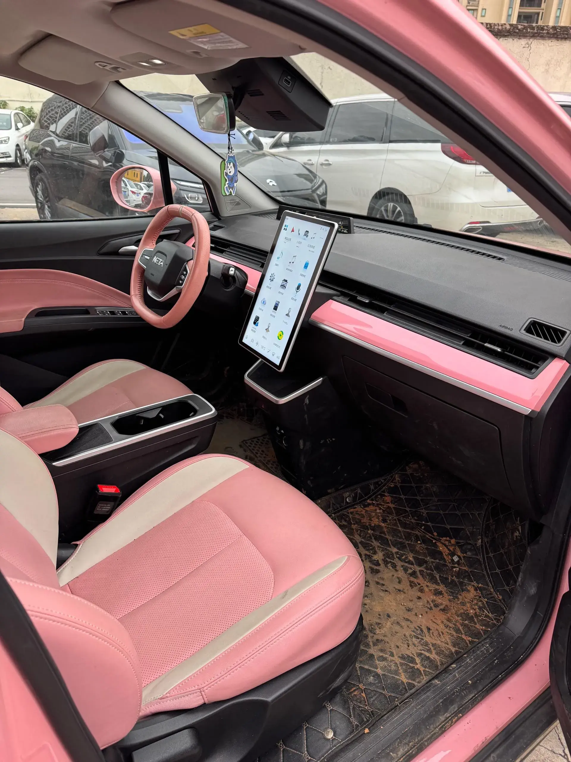 2022 NETA V thumbnail 4