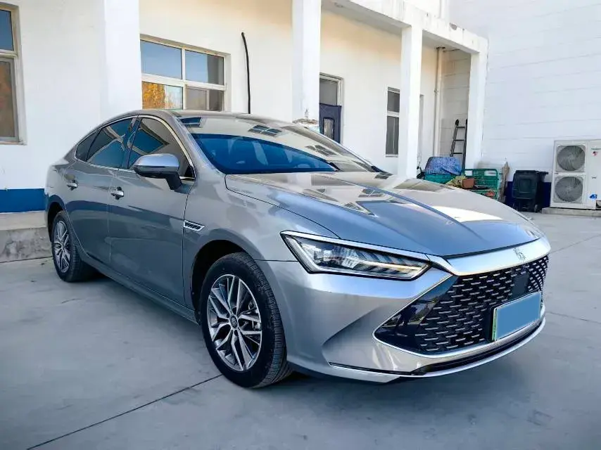 2023 BYD QIN thumbnail 3