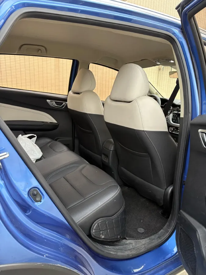 2020 Livan Maple 30X BEV 37KWH,autocango,china used car exporter,china ev exporter,chinese used car exporter,chinese used ev exporter