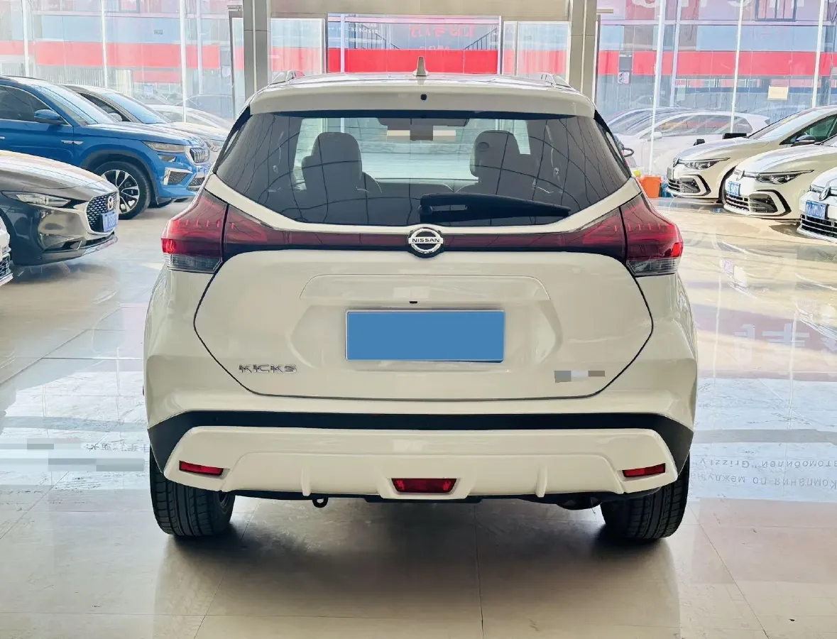 2022 Nissan Kicks 1.5L 122HP L4 CVT,autocango,china used car exporter,china ev exporter,chinese used car exporter,chinese used ev exporter
