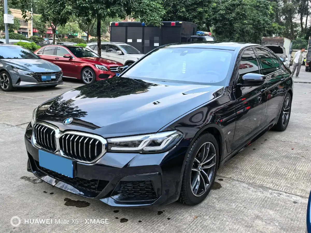 2022 BMW 5 Series 2.0T 184HP L4 8AT