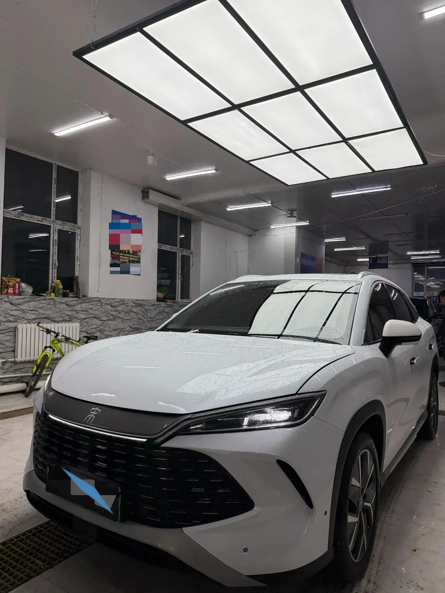 2024 BYD SONGL view 1