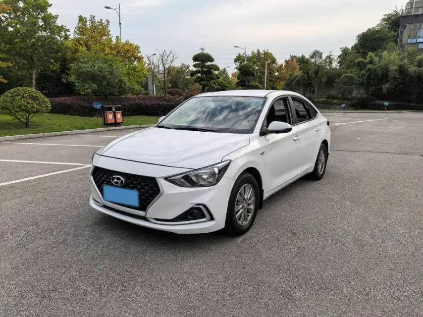2017 HYUNDAI CELESTA view 1