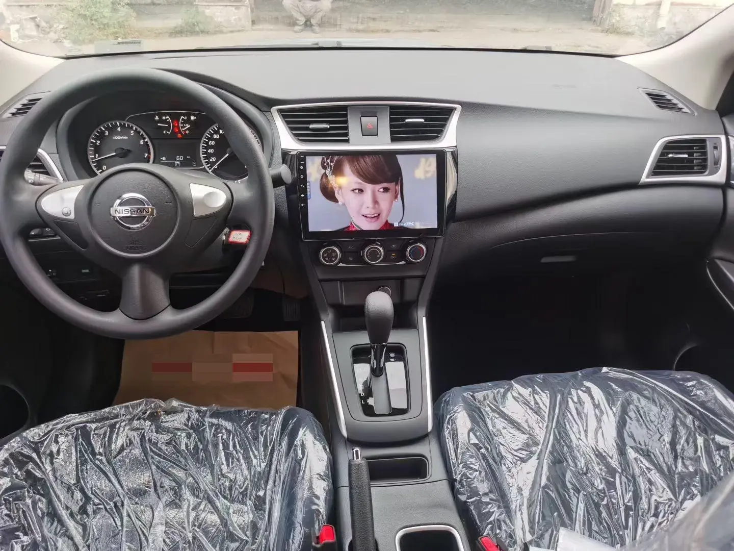 2024 NISSAN SYLPHY thumbnail 2