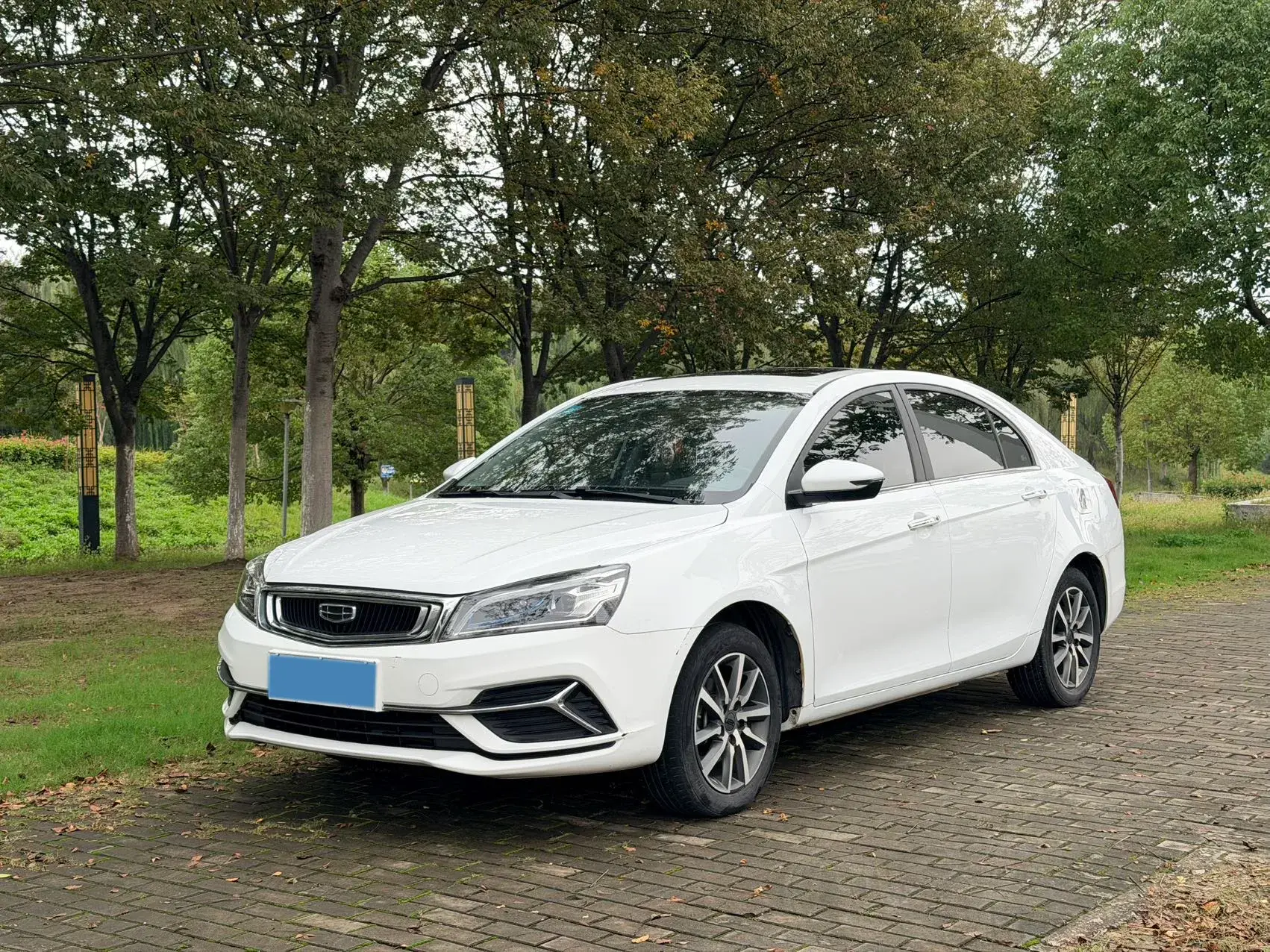 2020 GEELY EMGRAND view 1