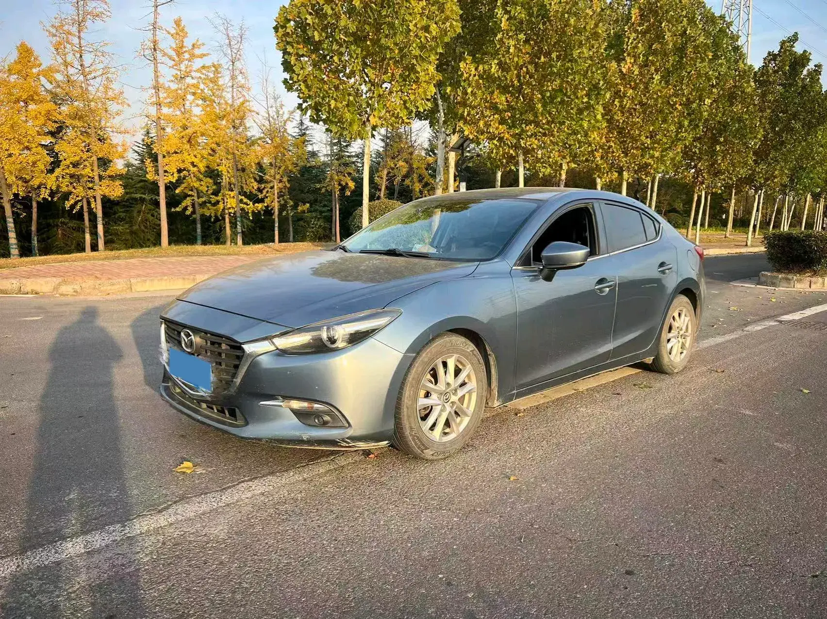 2017 MAZDA 3 view 1