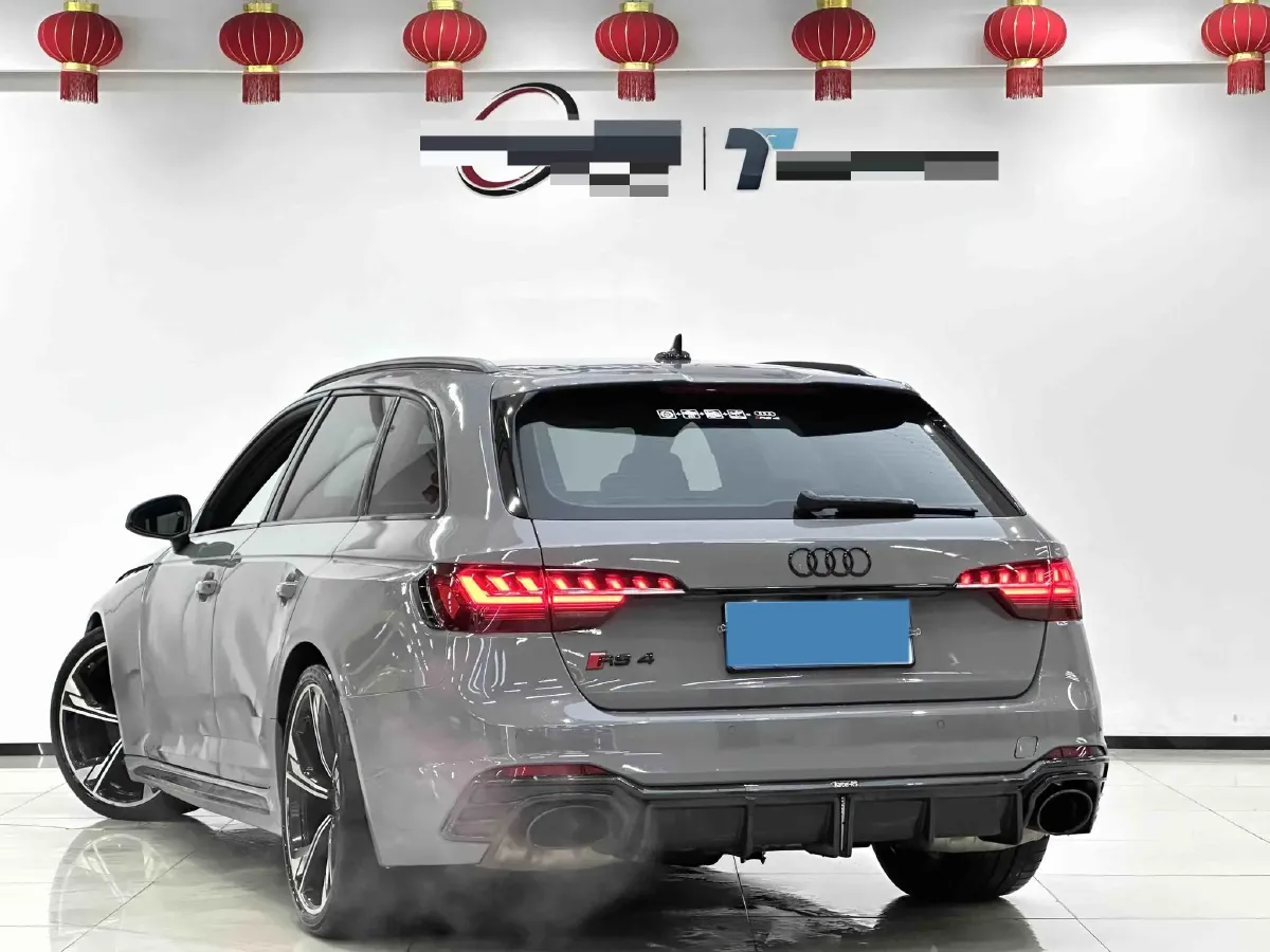 2023 Audi RS 4 2.9T 450HP V6 8AT,autocango,china used car exporter,china ev exporter,chinese used car exporter,chinese used ev exporter