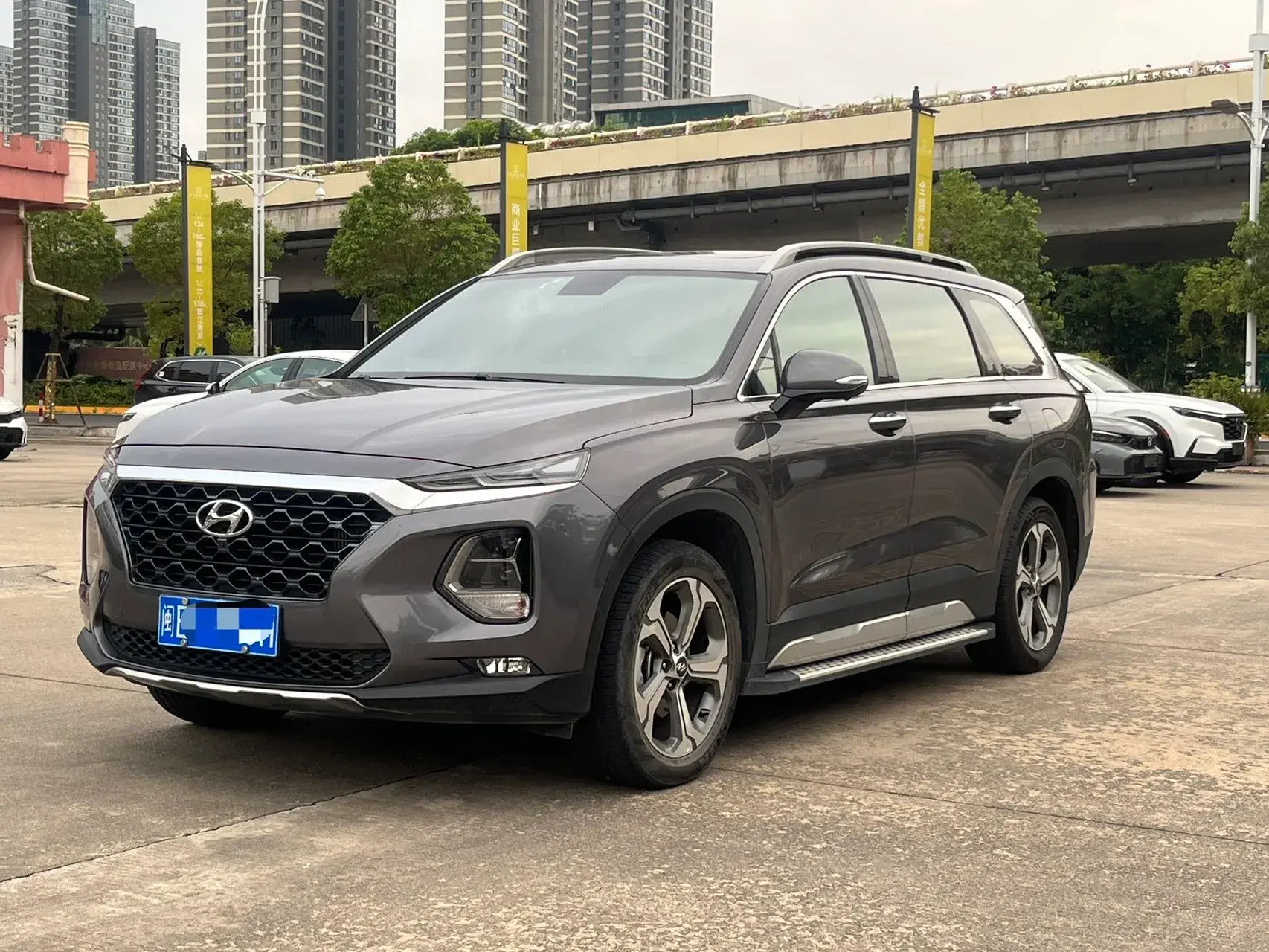 2019 HYUNDAI SANTAFE view 1