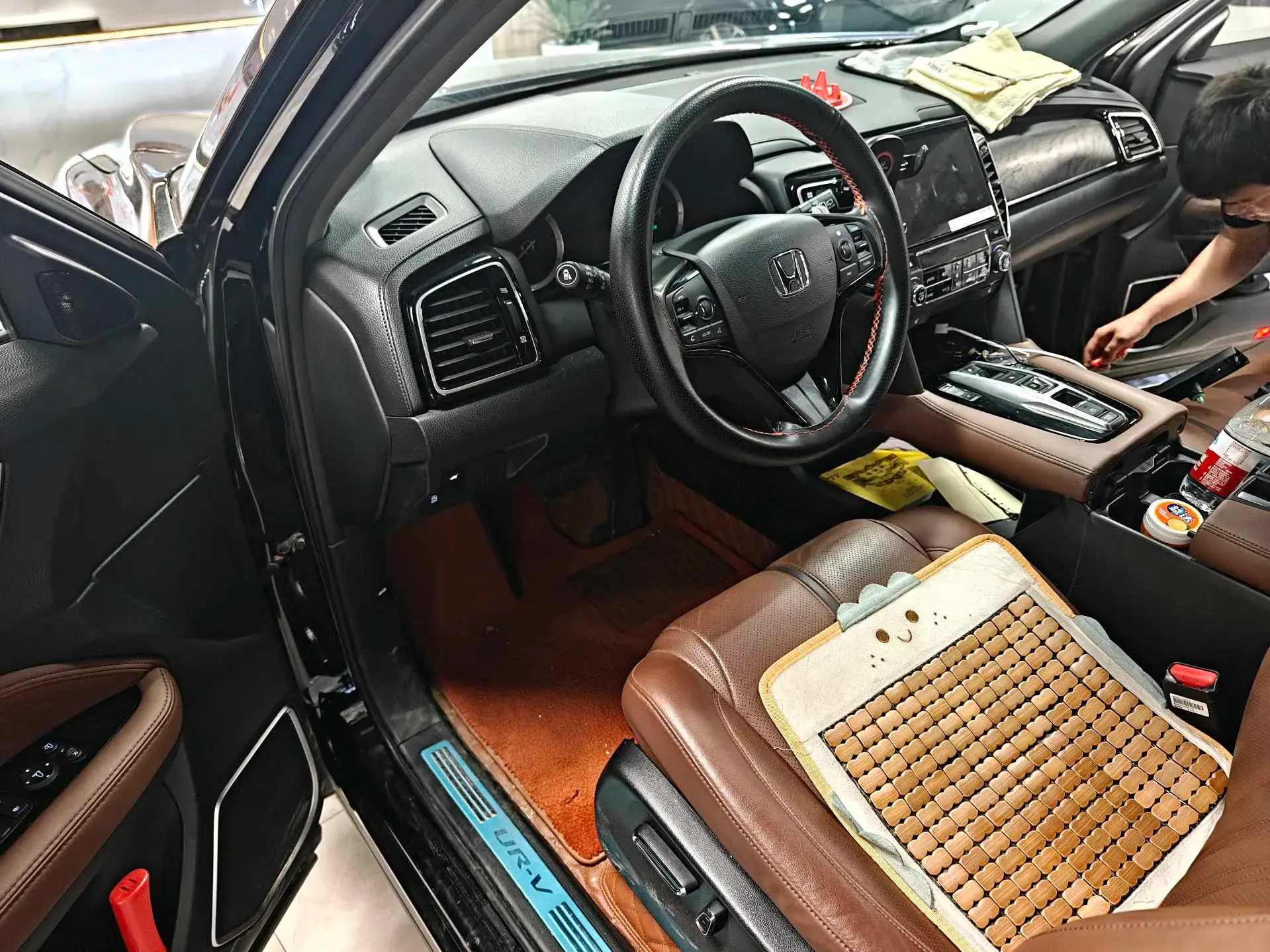 2020 HONDA UR-V thumbnail 4