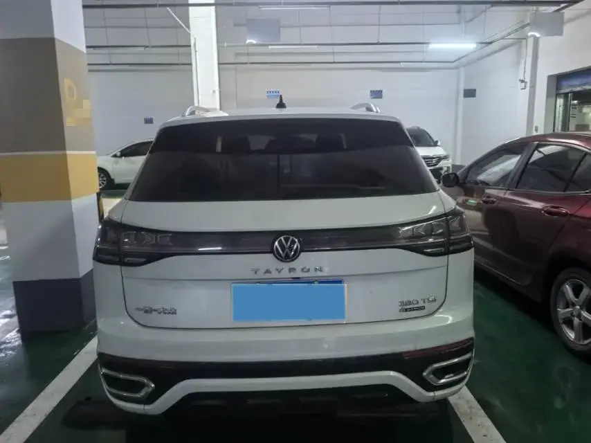 2023 VOLKSWAGEN TAYRON thumbnail 4