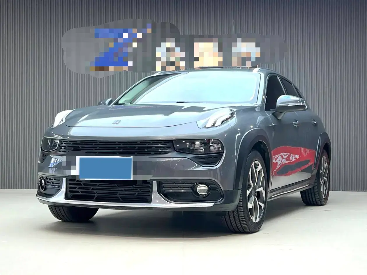 2018 LYNK&CO 02 view 1