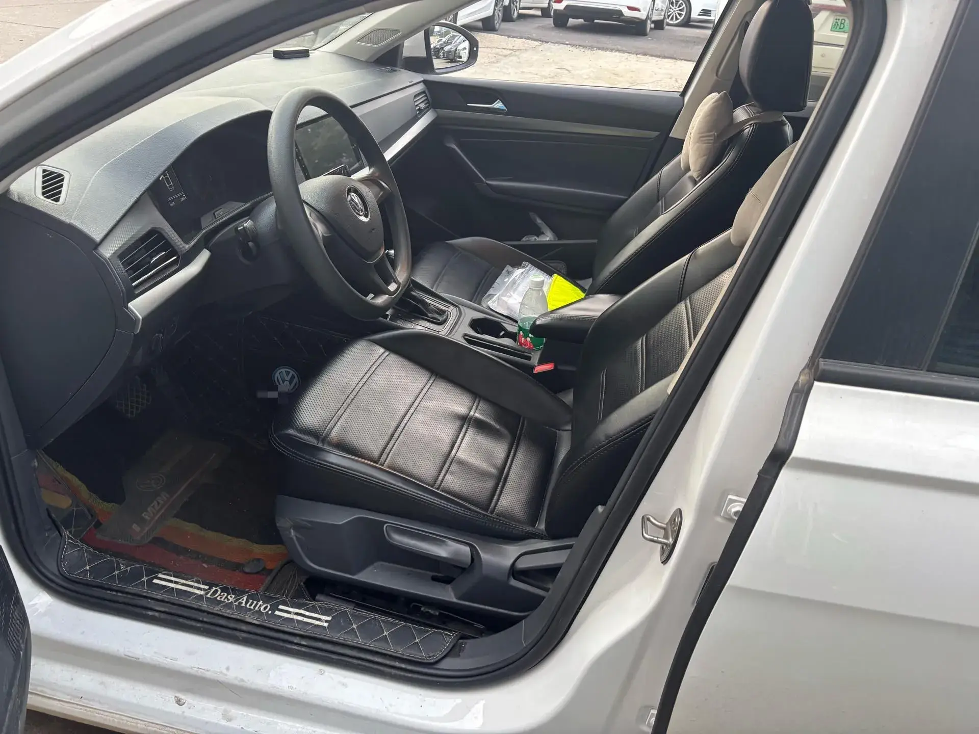 2019 VOLKSWAGEN LAVIDA thumbnail 4