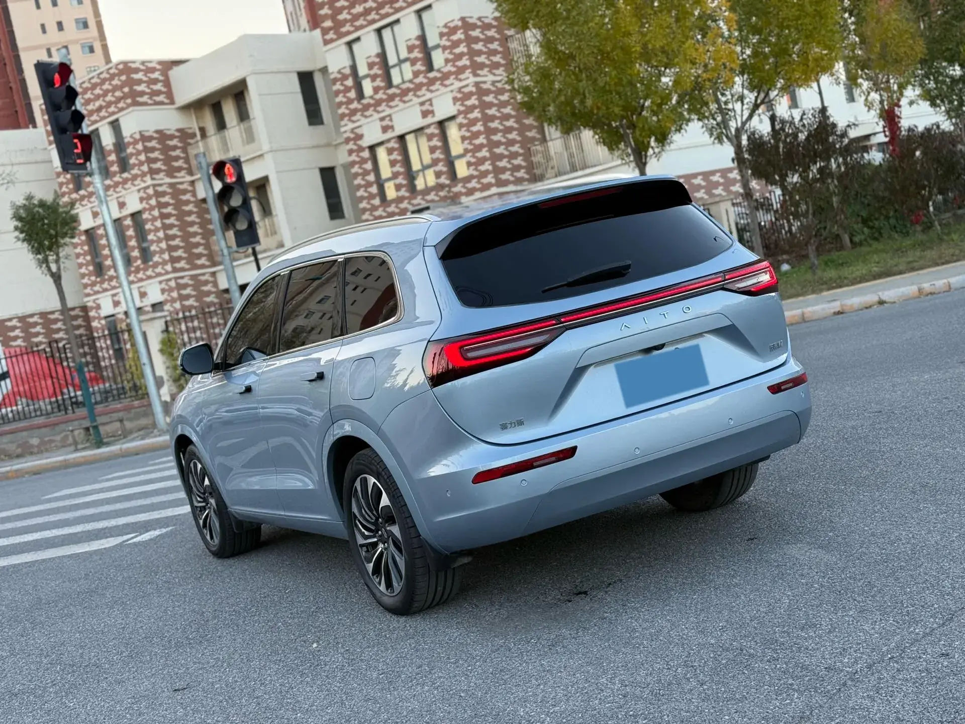 2024 AITO AITO thumbnail 4