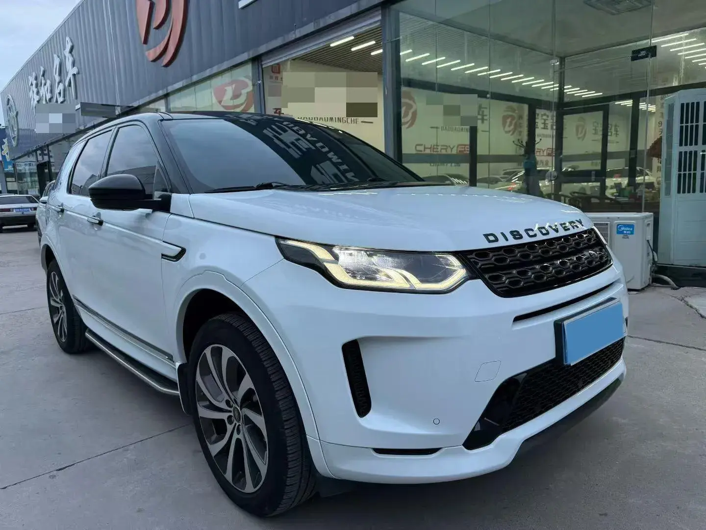 2020 LAND ROVER thumbnail 3