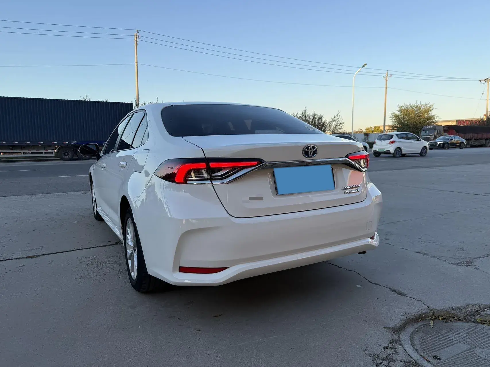 2021 TOYOTA COROLLA thumbnail 4