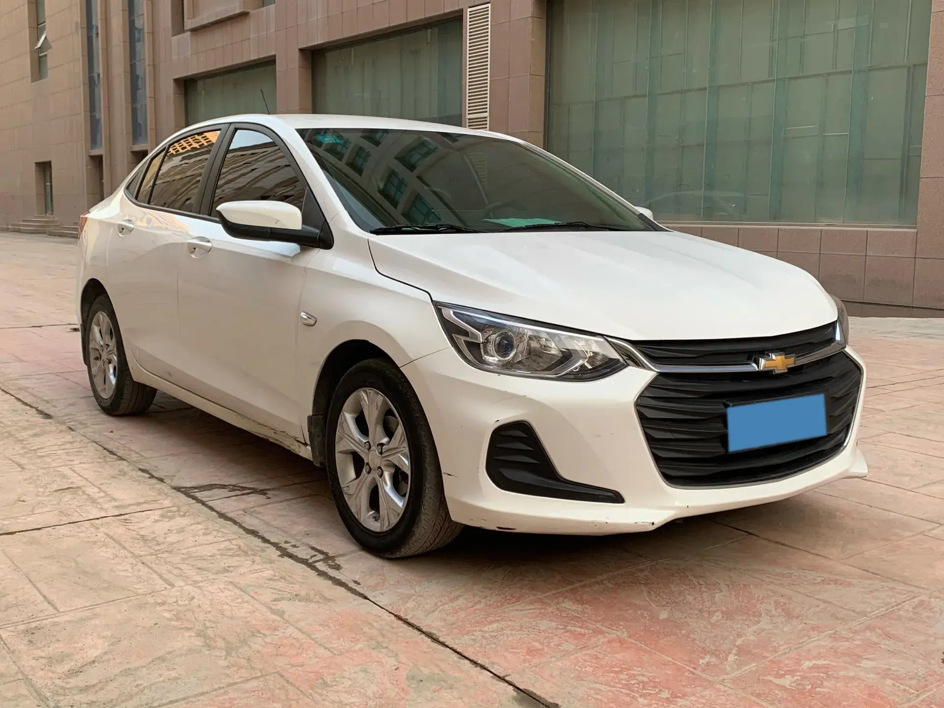 2020 CHEVROLET CAVALIER thumbnail 3