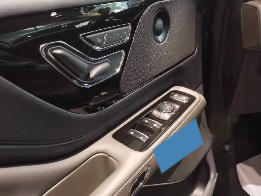 2024 LINCOLN AVIATOR thumbnail 2