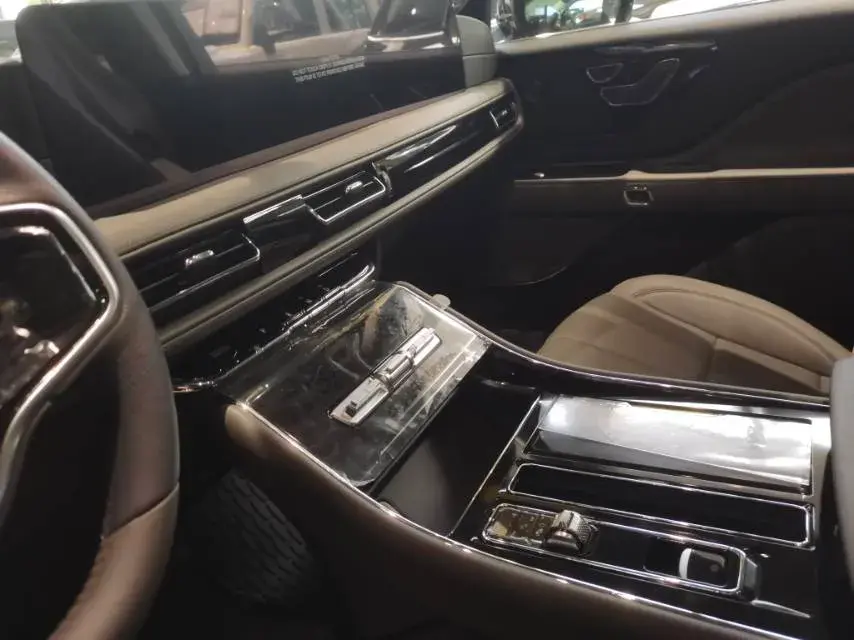 2024 LINCOLN AVIATOR thumbnail 4