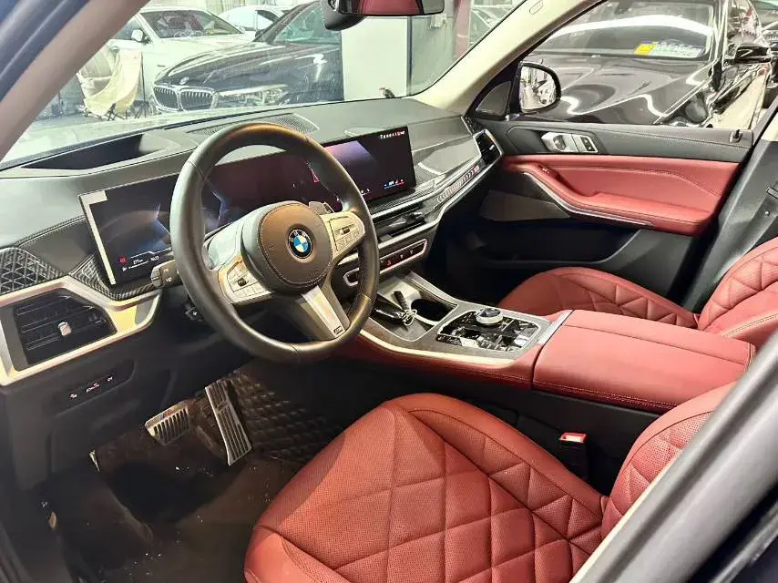 2023 BMW X5 thumbnail 4