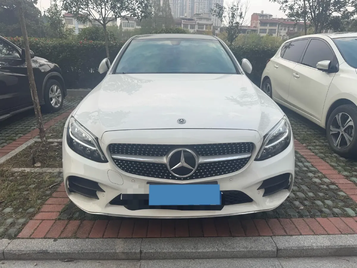 2020 Mercedes-Benz C Class 1.5T 184HP L4 9AT,autocango,china used car exporter,china ev exporter,chinese used car exporter,chinese used ev exporter