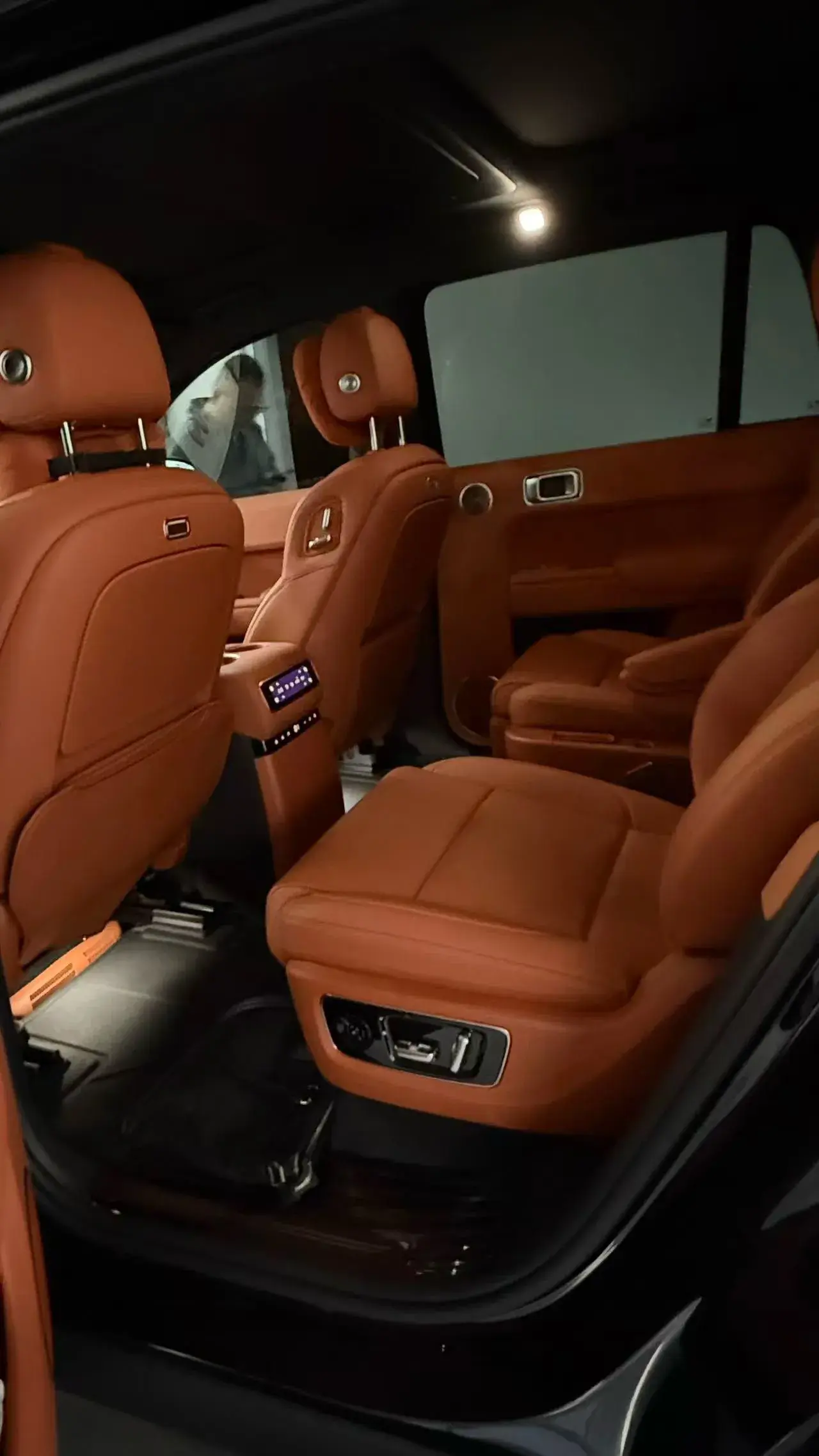 2025 LI L9 thumbnail 4