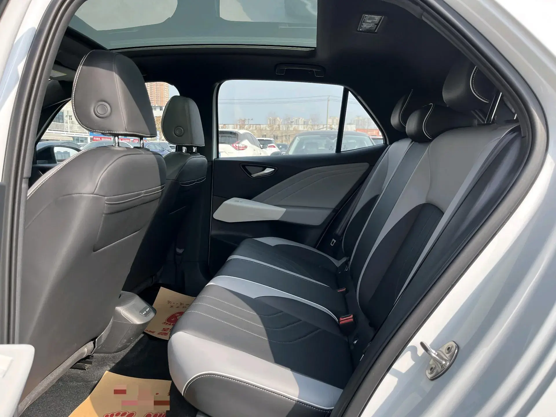 2025 VOLKSWAGEN ID.3 thumbnail 2