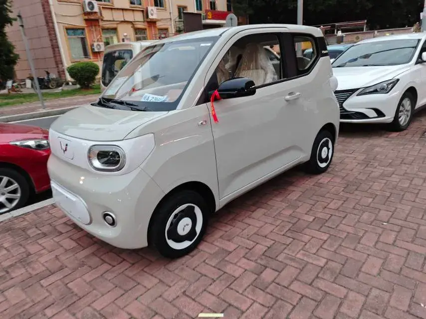 2024 WULING HONGGUANG thumbnail 2