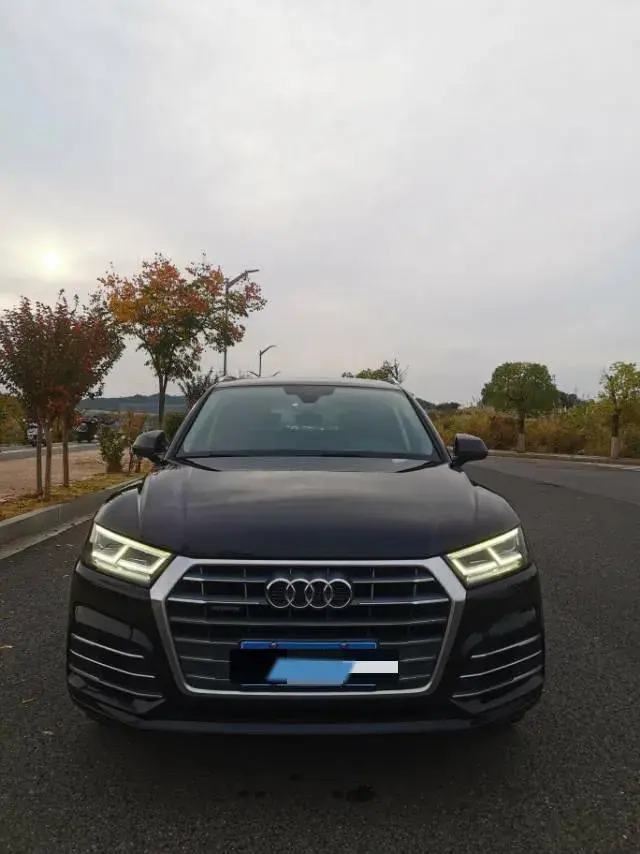 2020 AUDI Q5L thumbnail 2