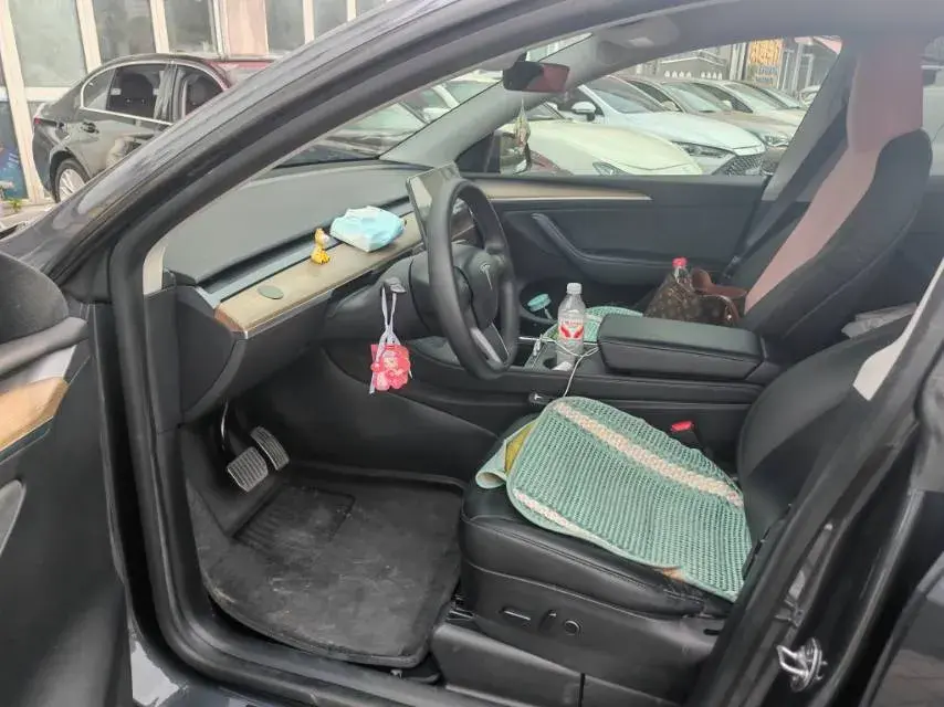 2022 TESLA MODEL thumbnail 4