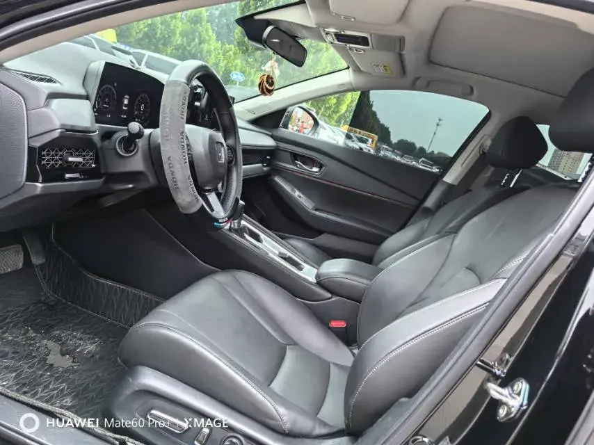 2023 HONDA ACCORD thumbnail 3