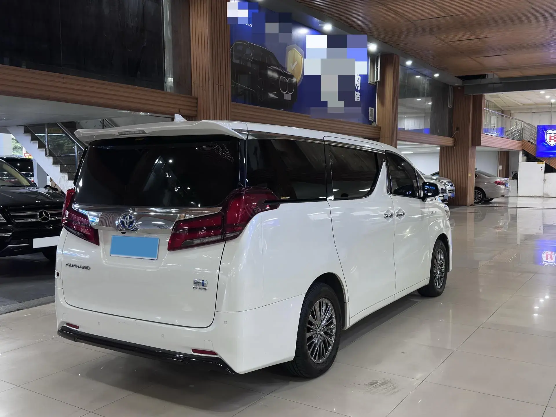 2020 TOYOTA ALPHARD thumbnail 3