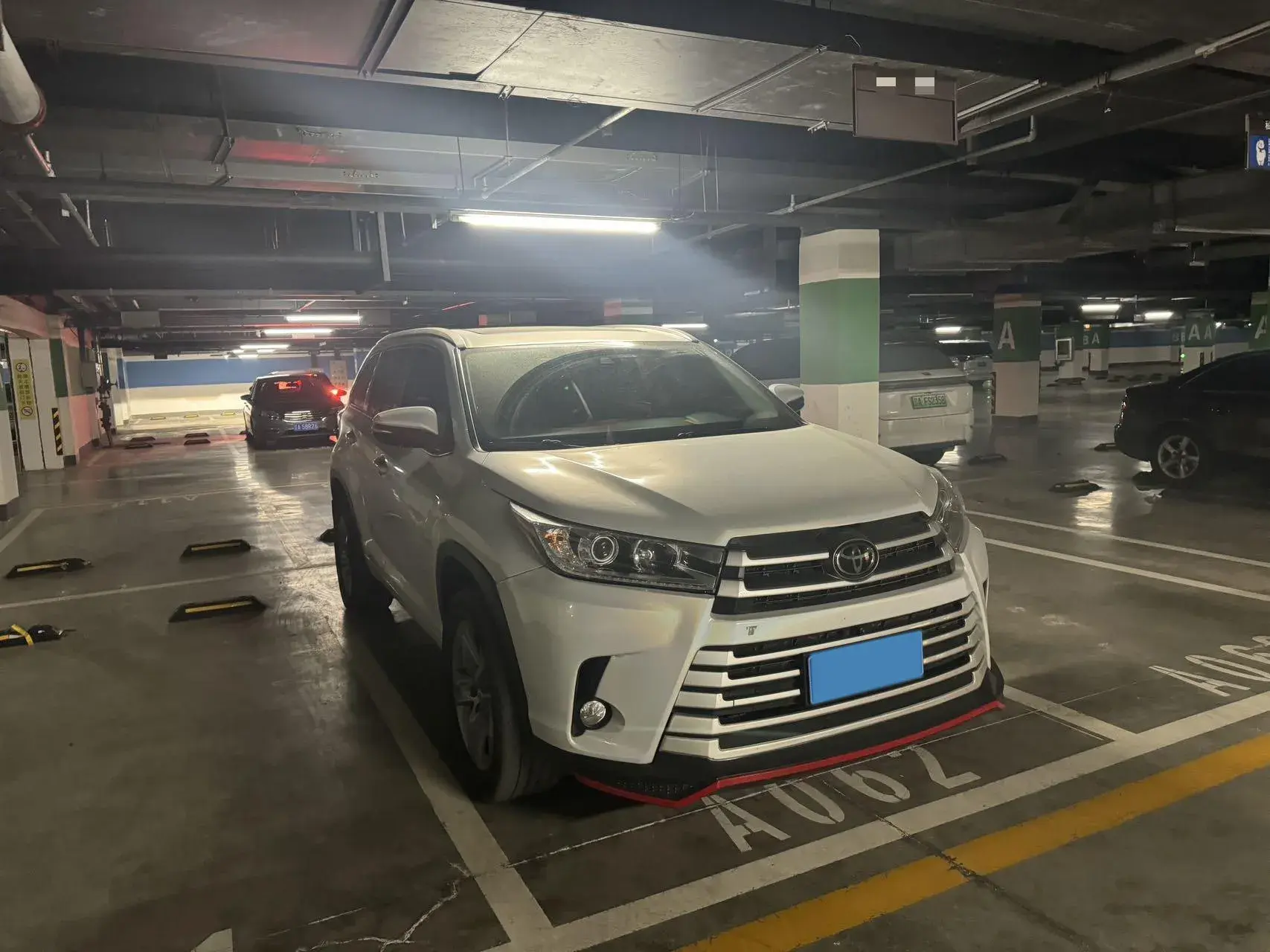 2021 TOYOTA HIGHLANDER thumbnail 4