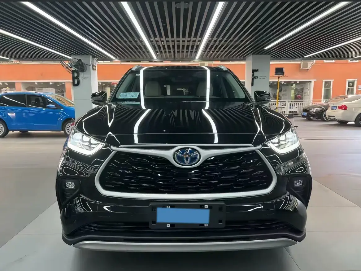 2022 TOYOTA HIGHLANDER thumbnail 2