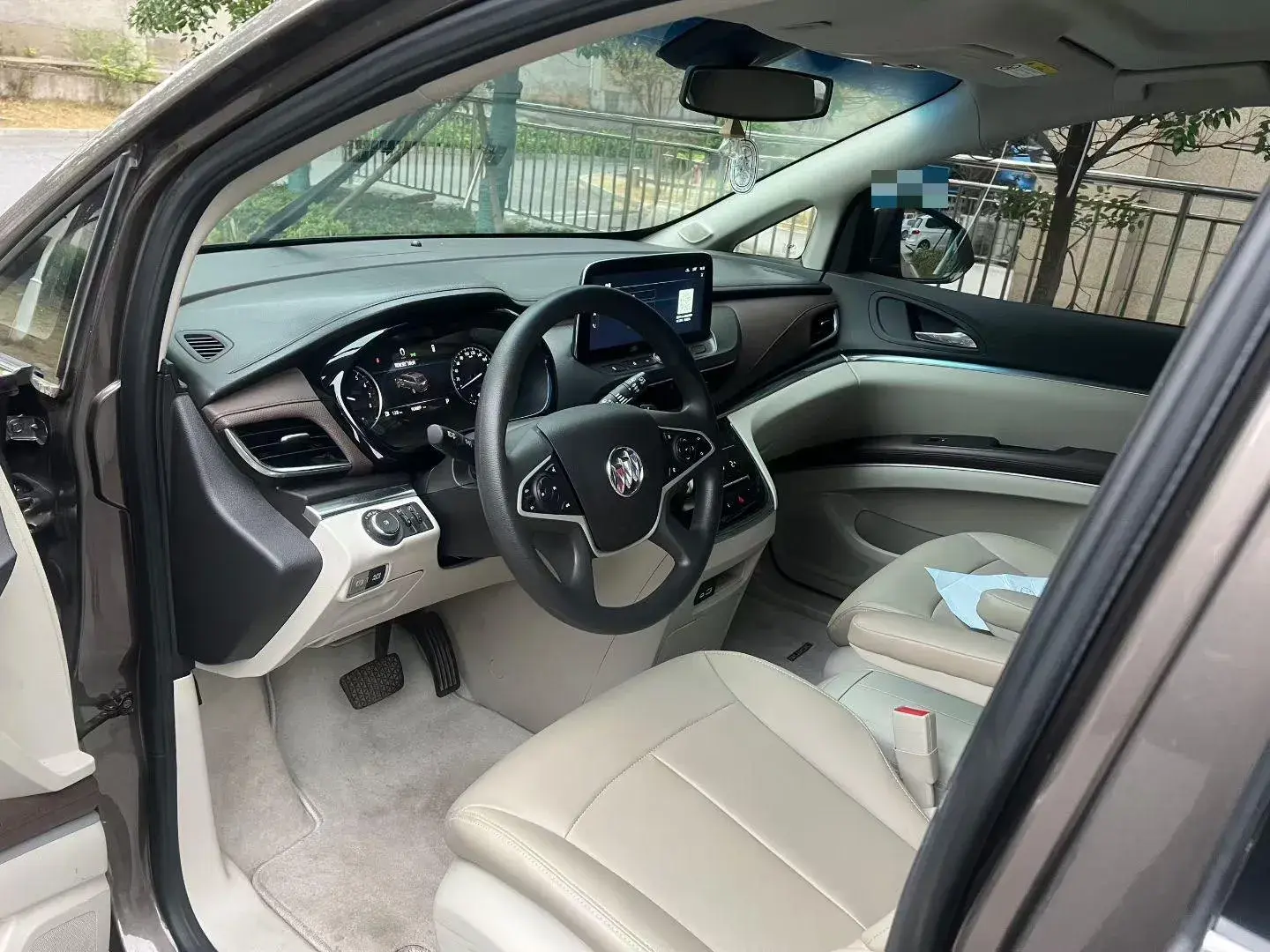 2023 BUICK GL8 thumbnail 3