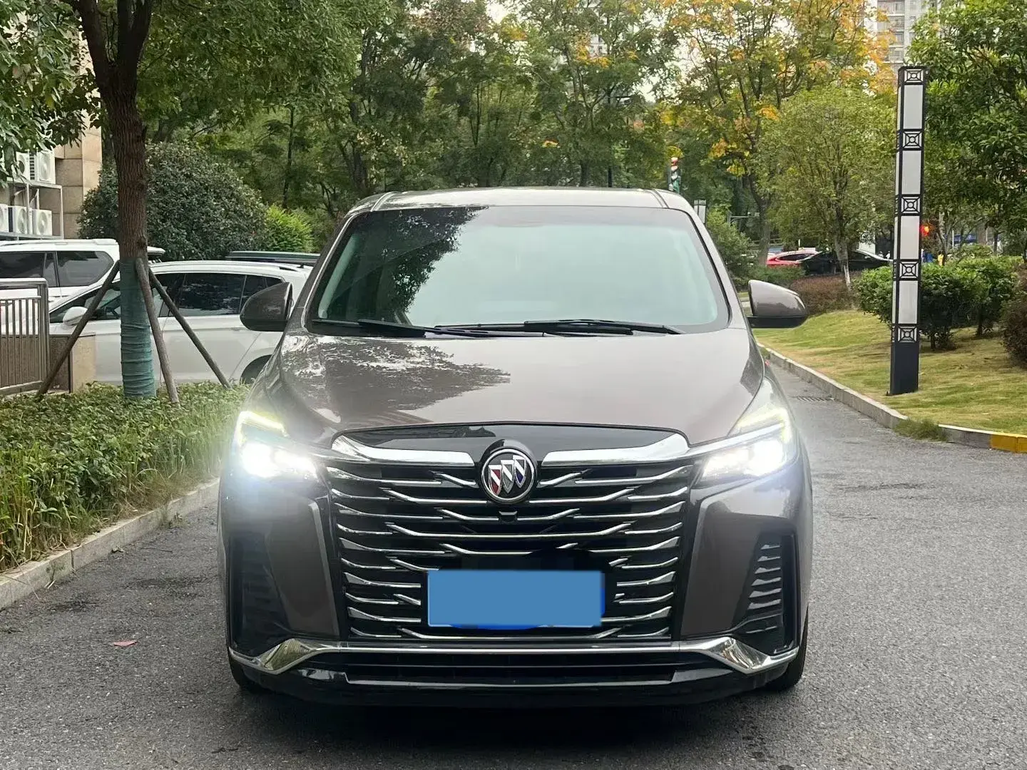 2023 BUICK GL8 thumbnail 2