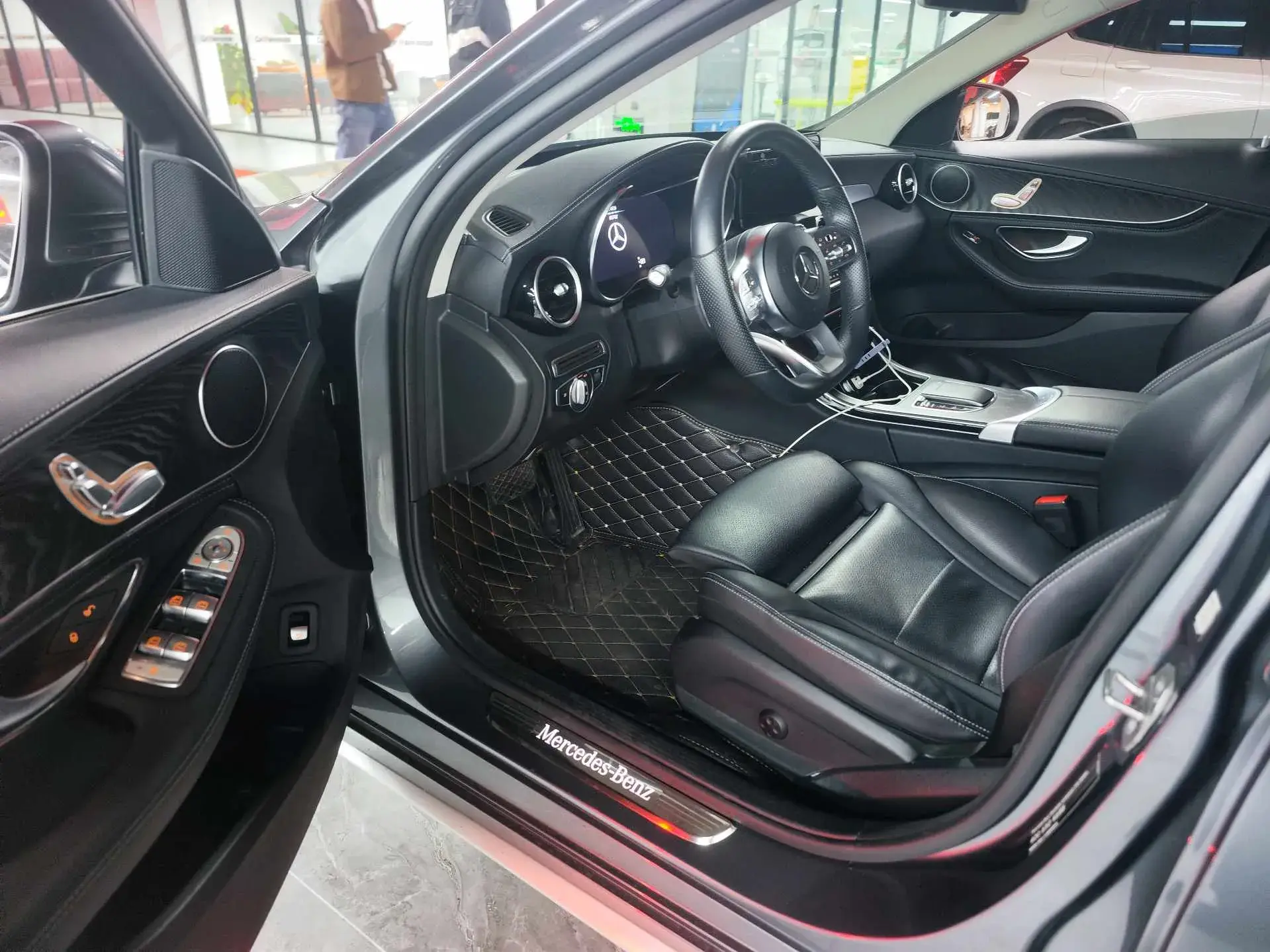 2020 MERCEDES-BENZ C thumbnail 4