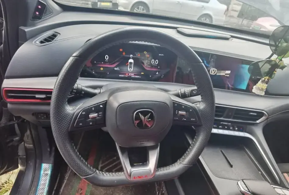 2021 CHANGAN UNI-T thumbnail 4