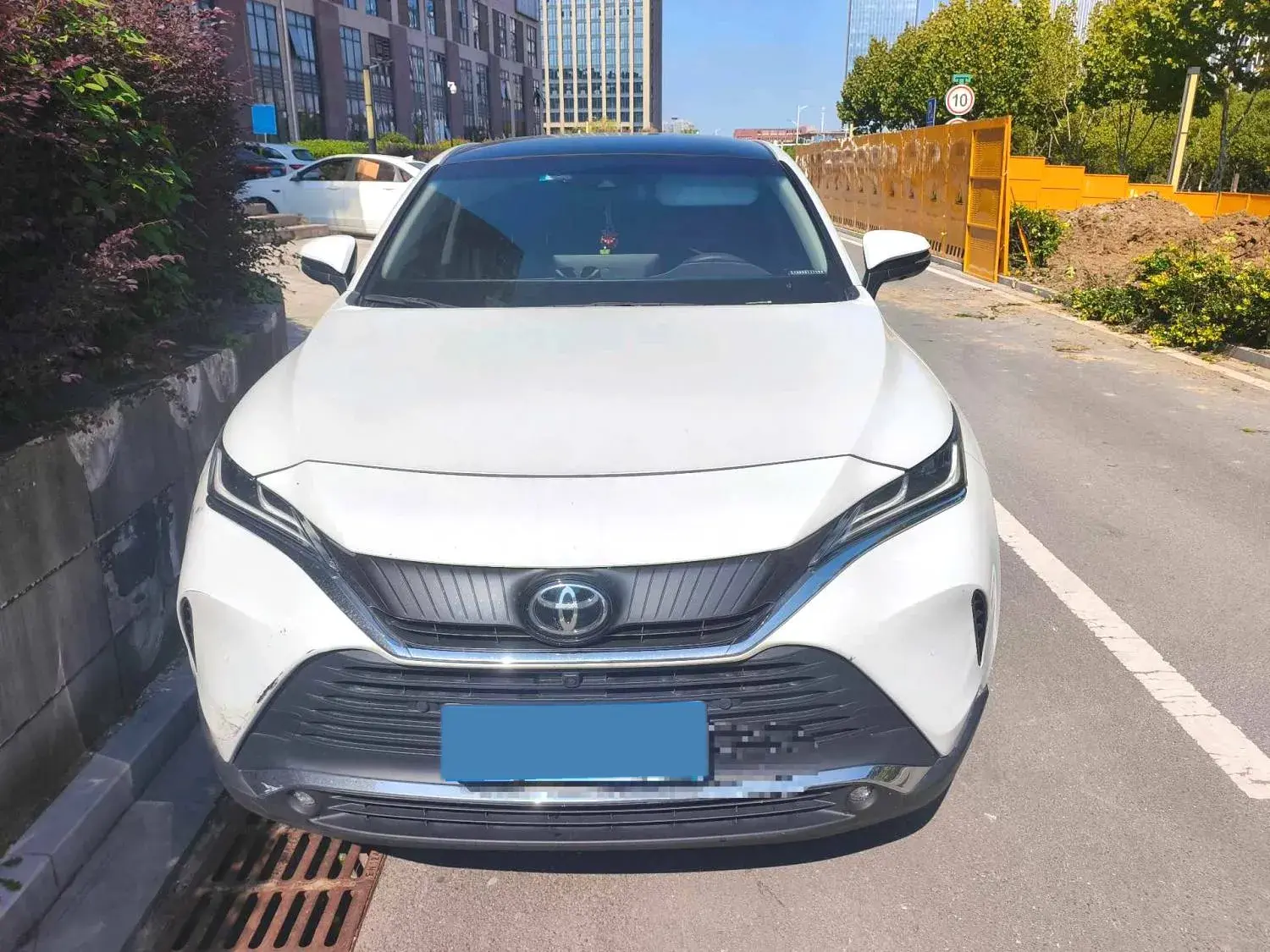 2022 TOYOTA HARRIER thumbnail 2