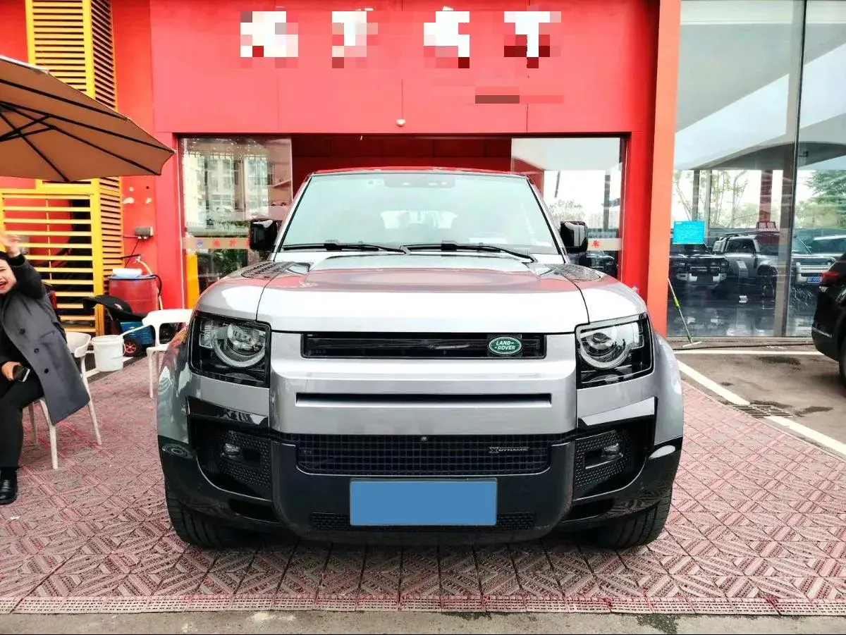 2023 LAND ROVER thumbnail 2