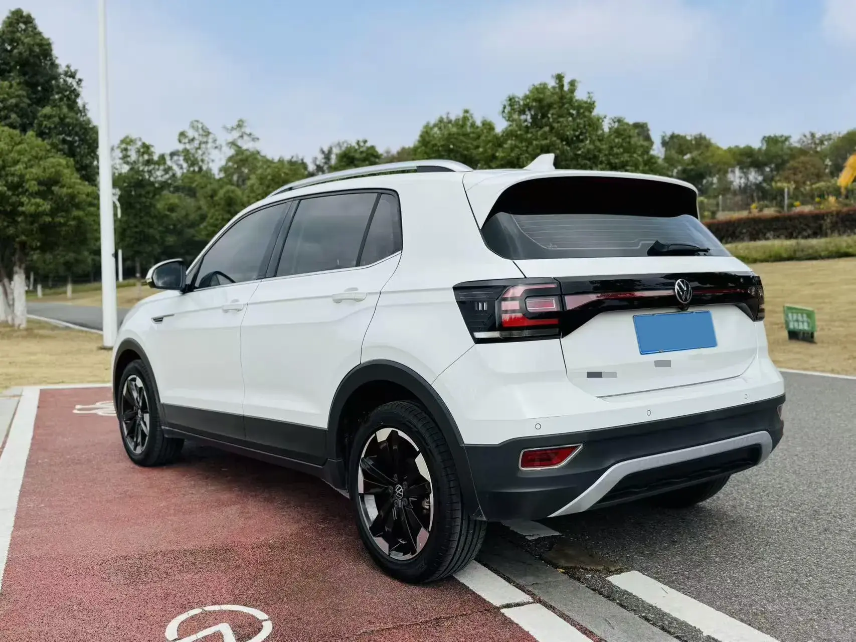 2020 VOLKSWAGEN TACQUA thumbnail 4