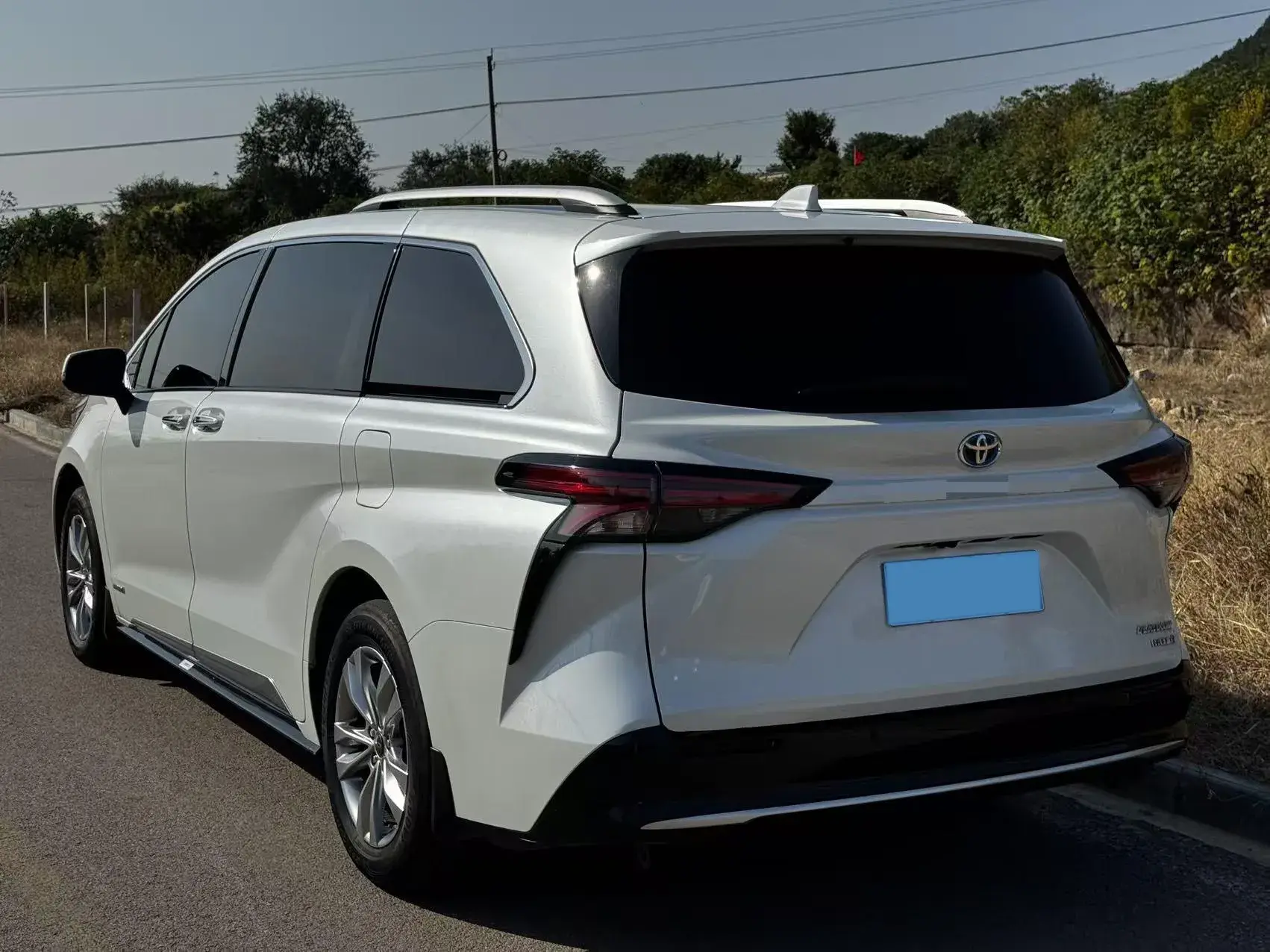 2021 TOYOTA SIENNA thumbnail 2