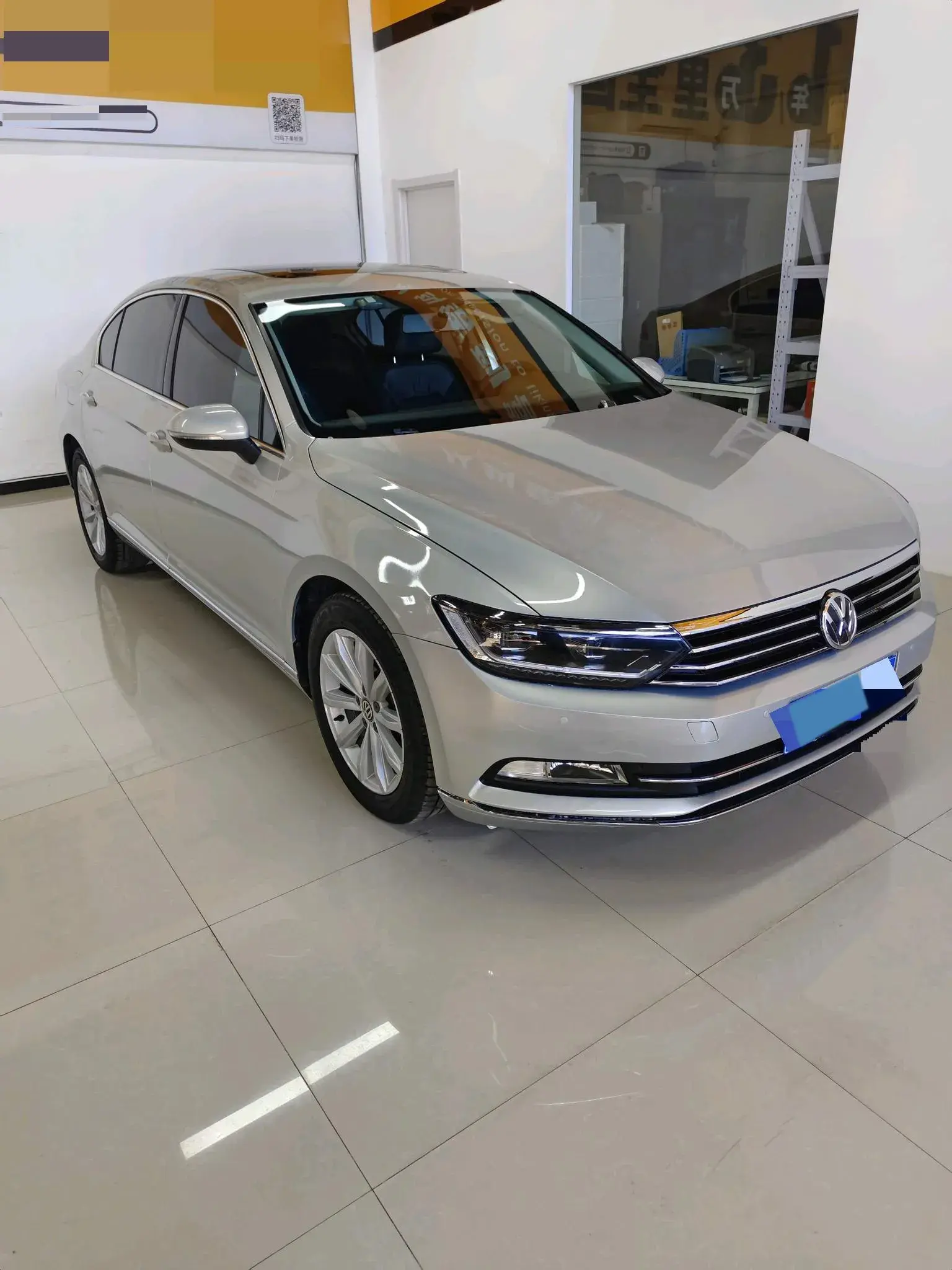 2018 VOLKSWAGEN MAGOTAN thumbnail 2