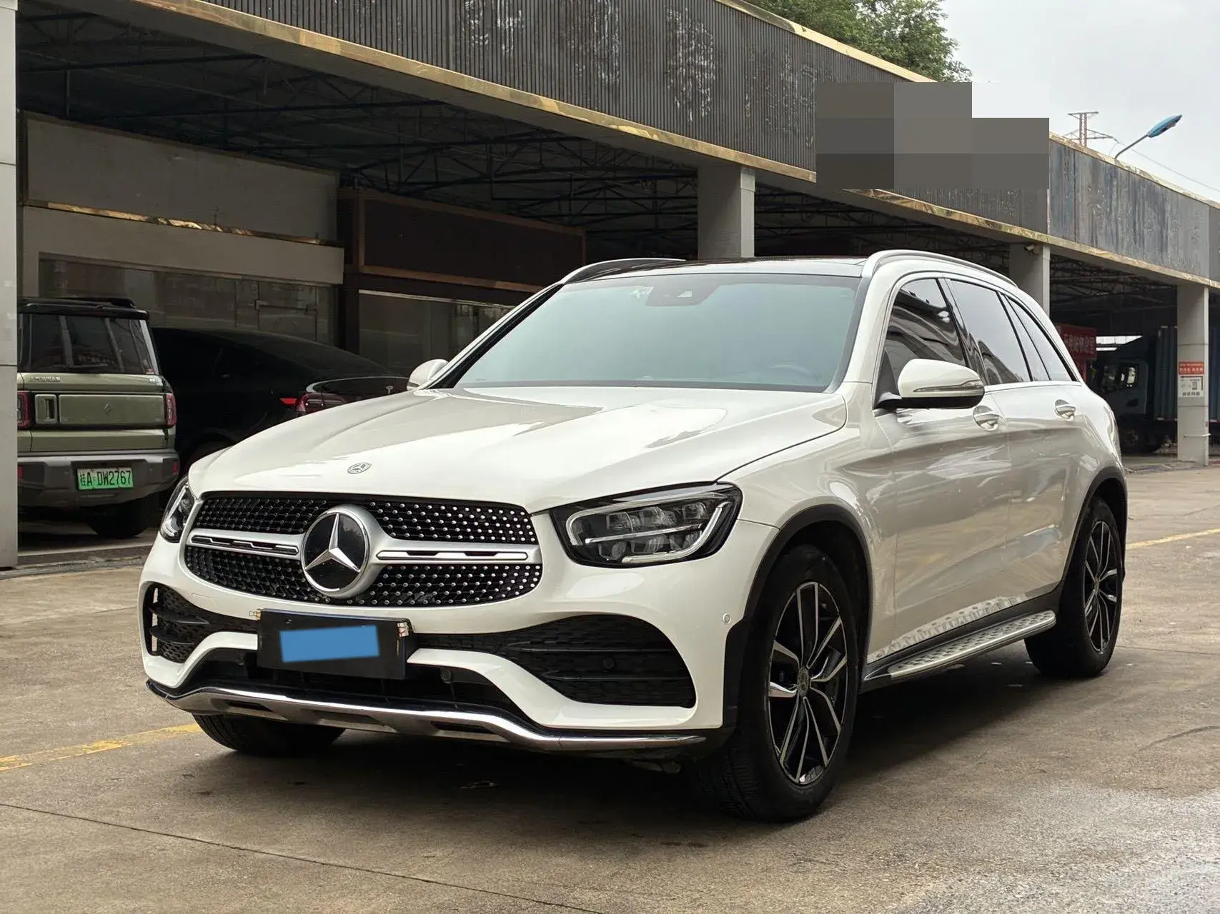 2020 MERCEDES-BENZ GLC view 1