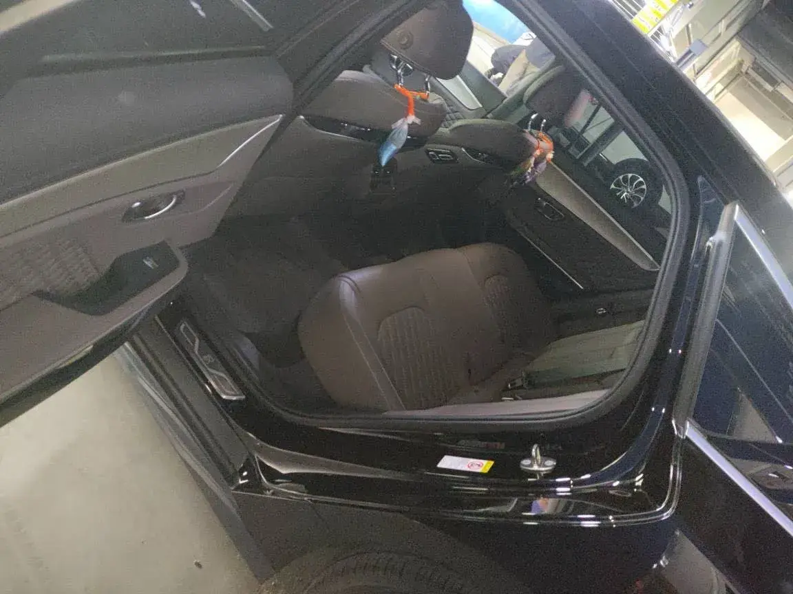 2024 BYD HAN thumbnail 3