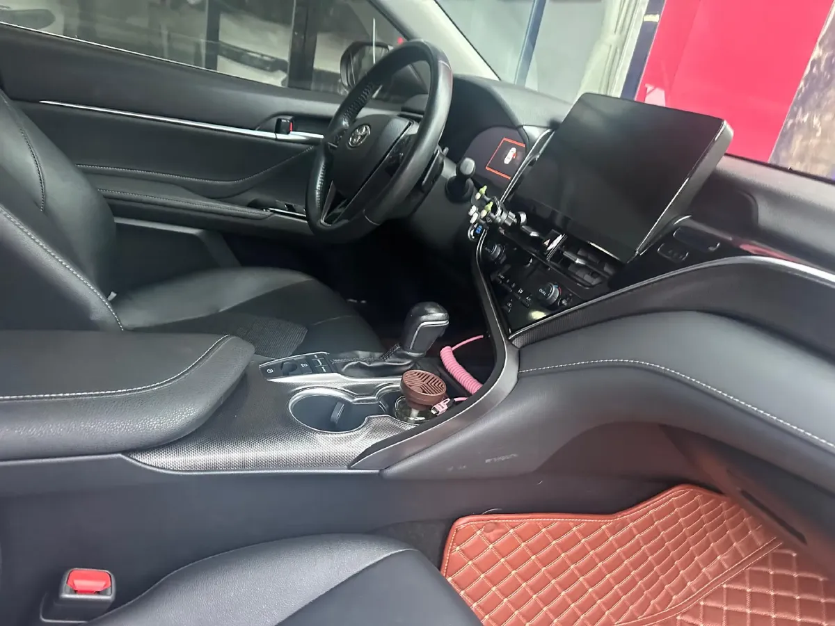 2021 Toyota Camry 2.5L 209HP L4 8AT,autocango,china used car exporter,china ev exporter,chinese used car exporter,chinese used ev exporter