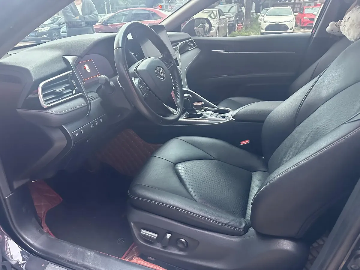 2021 Toyota Camry 2.5L 209HP L4 8AT,autocango,china used car exporter,china ev exporter,chinese used car exporter,chinese used ev exporter