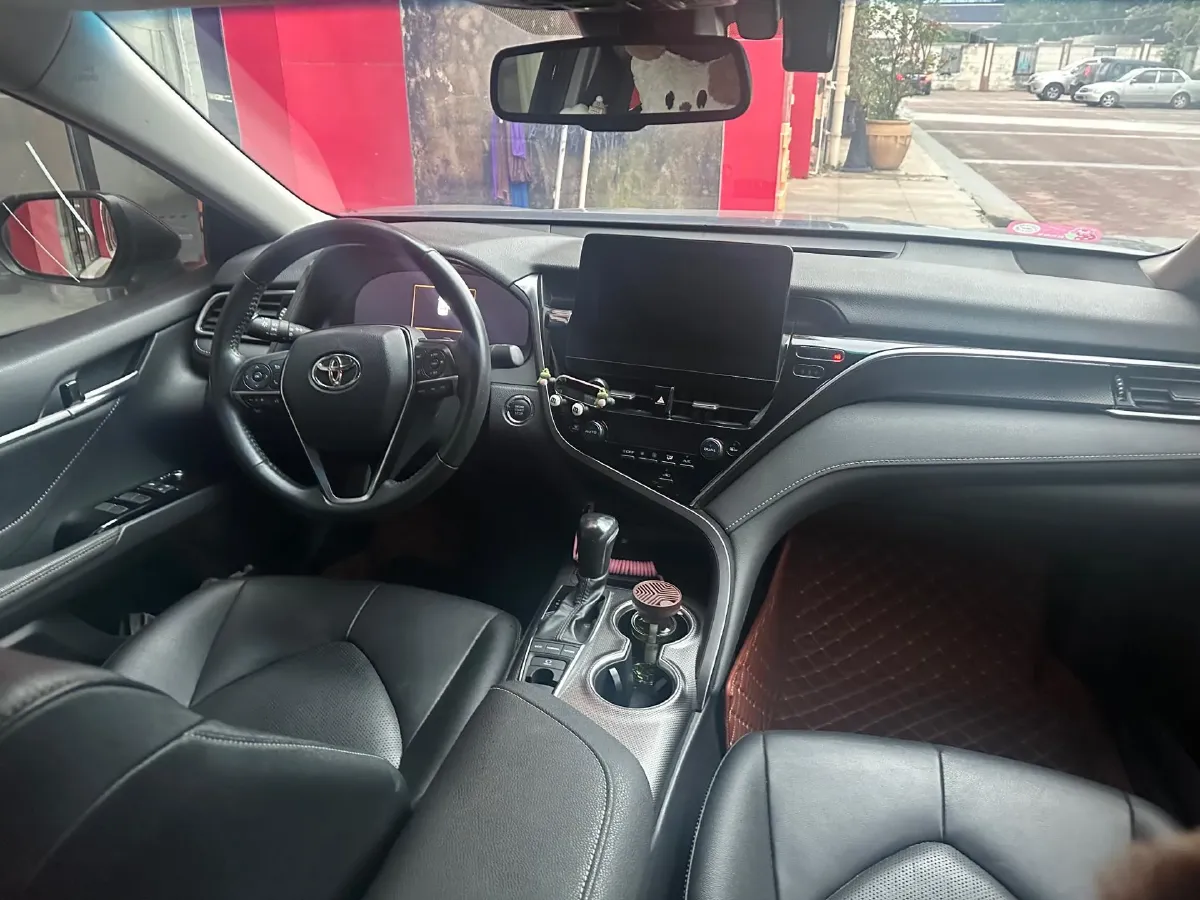 2021 Toyota Camry 2.5L 209HP L4 8AT,autocango,china used car exporter,china ev exporter,chinese used car exporter,chinese used ev exporter